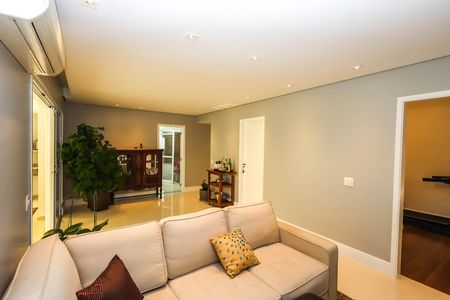 Apartamento à venda com 130m², 3 quartos e 2 vagasSala