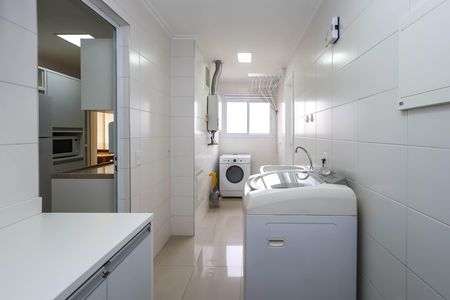 Apartamento à venda com 130m², 3 quartos e 2 vagasÁrea de Serviço
