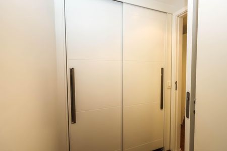 Apartamento à venda com 130m², 3 quartos e 2 vagasSuíte 1