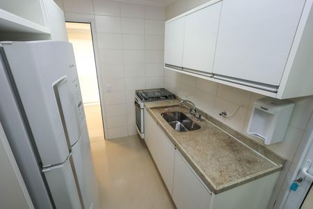 Apartamento à venda com 130m², 3 quartos e 2 vagasCozinha