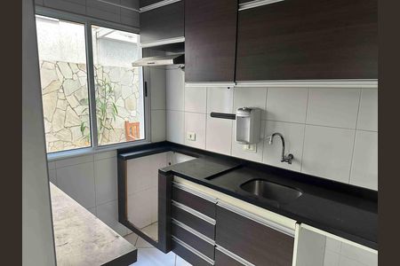Casa de condomínio à venda com 114m², 1 quarto e 3 vagas Casa de condomínio à venda com 114m², 1 quarto e 3 vagasCozinha
