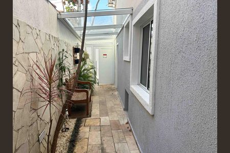 Casa de condomínio à venda com 114m², 1 quarto e 3 vagas Casa de condomínio à venda com 114m², 1 quarto e 3 vagasÁrea externa - quintal