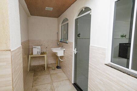 Casa à venda com 160m², 3 quartos e 4 vagas Casa à venda com 160m², 3 quartos e 4 vagasArea de serviço