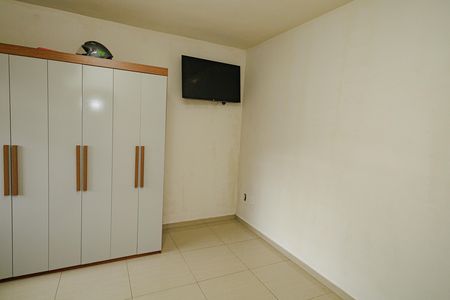 Casa à venda com 160m², 3 quartos e 4 vagas Casa à venda com 160m², 3 quartos e 4 vagasQuarto 2