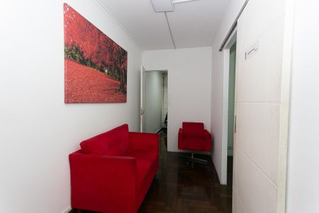 Casa para alugar com 325m², 7 quartos e 8 vagasCorredor