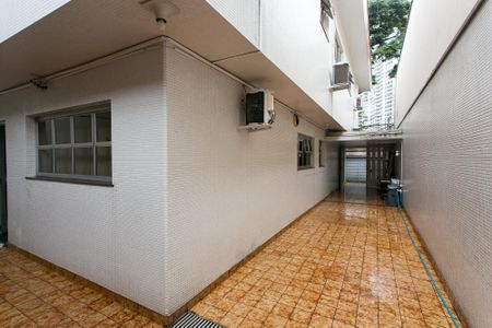 Casa para alugar com 325m², 7 quartos e 8 vagasÁrea Externa