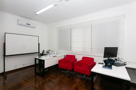 Casa para alugar com 325m², 7 quartos e 8 vagasQuarto 6