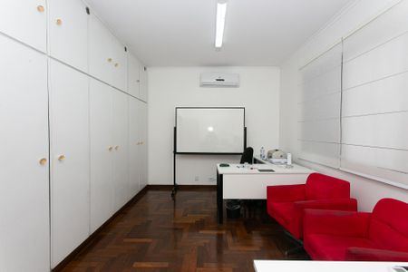 Casa para alugar com 325m², 7 quartos e 8 vagasQuarto 6