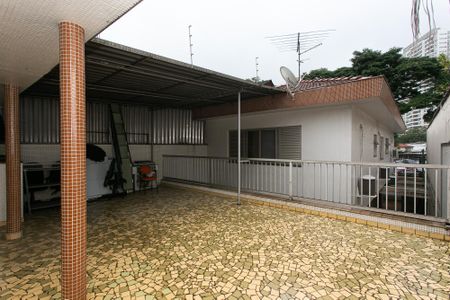 Casa para alugar com 325m², 7 quartos e 8 vagasÁrea de Serviço