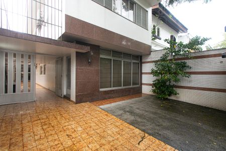 Casa para alugar com 325m², 7 quartos e 8 vagasGaragem