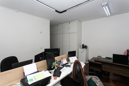 Casa para alugar com 325m², 7 quartos e 8 vagasSuíte