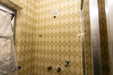 Casa para alugar com 325m², 7 quartos e 8 vagasBanheiro 1