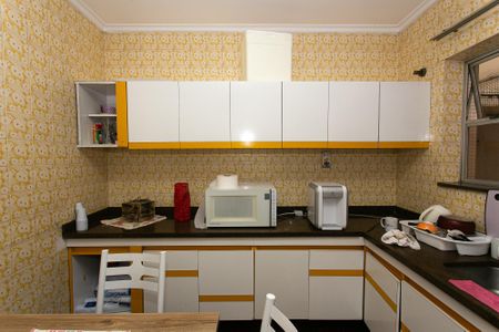 Casa para alugar com 325m², 7 quartos e 8 vagasCozinha