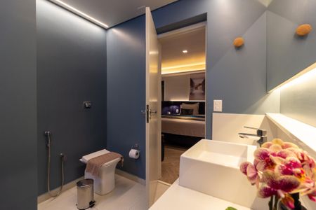 Apartamento à venda com 80m², 2 quartos e 1 vaga Apartamento à venda com 80m², 2 quartos e 1 vagaSuíte