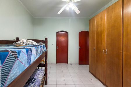 Casa para alugar com 159m², 3 quartos e 6 vagas Casa para alugar com 159m², 3 quartos e 6 vagasSuite
