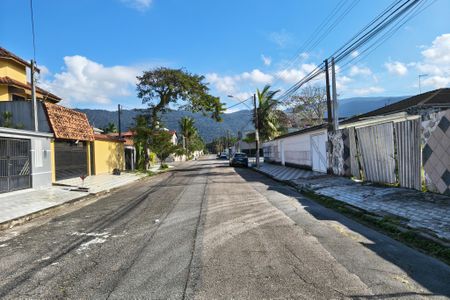 Casa para alugar com 159m², 3 quartos e 6 vagas Casa para alugar com 159m², 3 quartos e 6 vagasVista da Rua