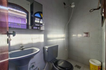 Casa para alugar com 159m², 3 quartos e 6 vagas Casa para alugar com 159m², 3 quartos e 6 vagasBanheiro de serviço