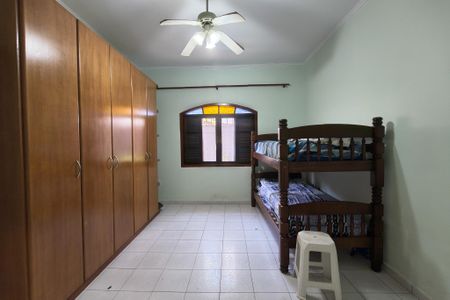 Casa para alugar com 159m², 3 quartos e 6 vagas Casa para alugar com 159m², 3 quartos e 6 vagasSuite