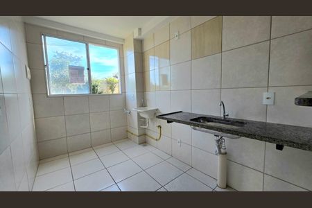 Cozinha de apartamento para alugar com 2 quartos, 43m² em Central Park, Vespasiano
