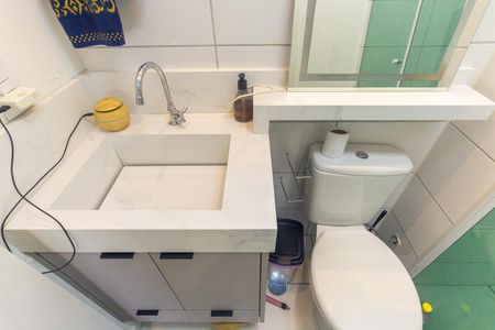 Banheiro  de apartamento à venda com 2 quartos, 40m² em Penha de França, São Paulo