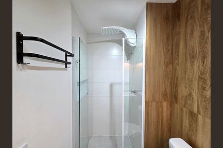 Studio para alugar com 24m², 1 quarto e sem vaga Studio para alugar com 24m², 1 quarto e sem vagaBanheiro