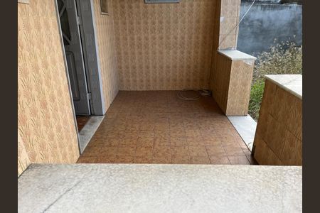 Casa para alugar com 70m², 3 quartos e 4 vagas