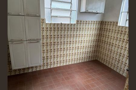 Casa para alugar com 70m², 3 quartos e 4 vagas