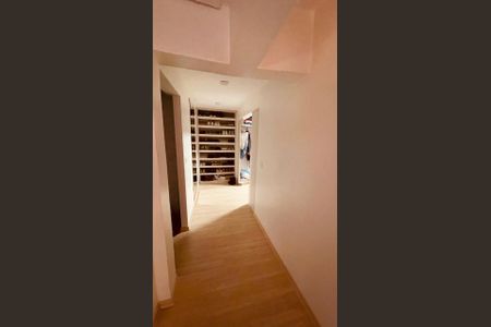 Apartamento para alugar com 66m², 1 quarto e 1 vaga Apartamento para alugar com 66m², 1 quarto e 1 vagaCloset