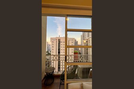 Apartamento para alugar com 66m², 1 quarto e 1 vaga Apartamento para alugar com 66m², 1 quarto e 1 vagaVaranda