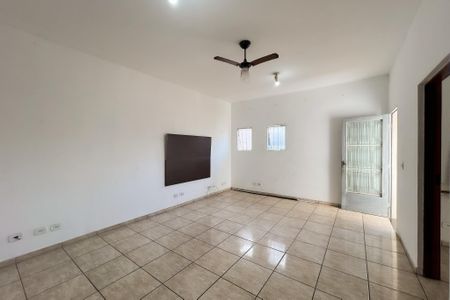 Casa para alugar com 3 quartos, 130m² em Jardim Vila Rosa, Valinhos