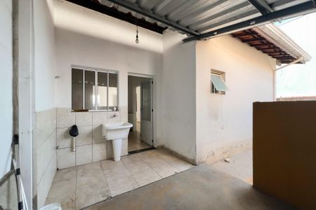Casa para alugar com 130m², 3 quartos e 2 vagas