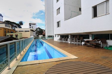Apartamento para alugar com 82m², 3 quartos e 2 vagasÁrea comum - Piscina