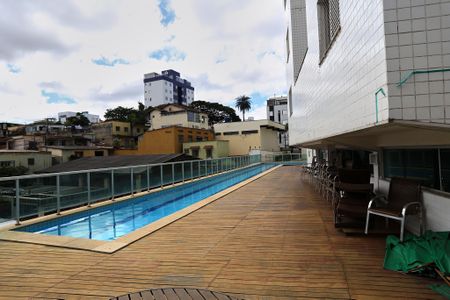 Apartamento para alugar com 82m², 3 quartos e 2 vagasÁrea comum - Piscina