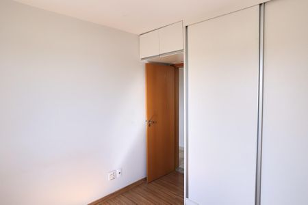 Apartamento para alugar com 82m², 3 quartos e 2 vagasQuarto