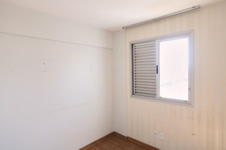 Apartamento para alugar com 82m², 3 quartos e 2 vagasQuarto
