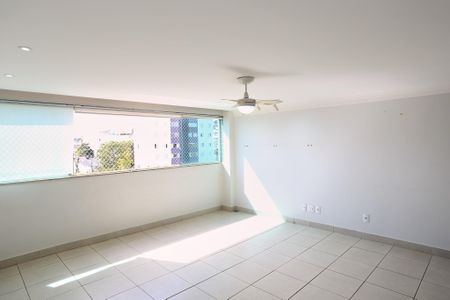 Apartamento para alugar com 82m², 3 quartos e 2 vagasSala
