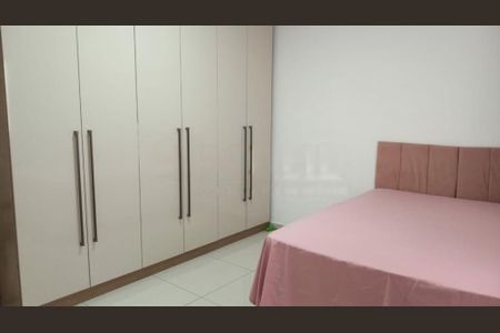 Casa à venda com 3 quartos, 170m² em Jardim Noronha, São Paulo