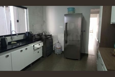 Casa à venda com 170m², 3 quartos e 2 vagas
