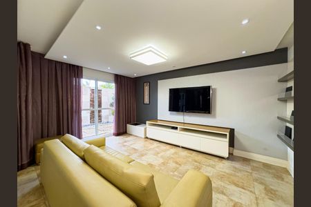 Casa de condomínio à venda com 144m², 3 quartos e 3 vagasFoto 01