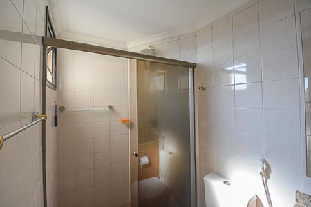 Apartamento à venda com 79m², 3 quartos e 2 vagas Apartamento à venda com 79m², 3 quartos e 2 vagasBanheiro da Suíte