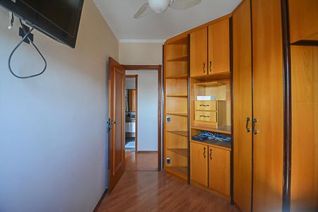 Apartamento à venda com 79m², 3 quartos e 2 vagas Apartamento à venda com 79m², 3 quartos e 2 vagasQuarto 2