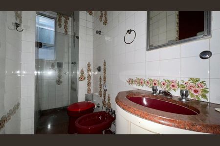 Apartamento à venda com 160m², 4 quartos e 1 vagaBanheiro