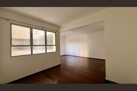 Apartamento à venda com 160m², 4 quartos e 1 vagaSala