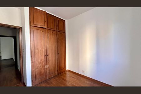 Apartamento à venda com 160m², 4 quartos e 1 vagaQuarto 2