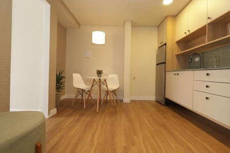 Apartamento à venda com 32m², 1 quarto e 1 vagaSala/Cozinha