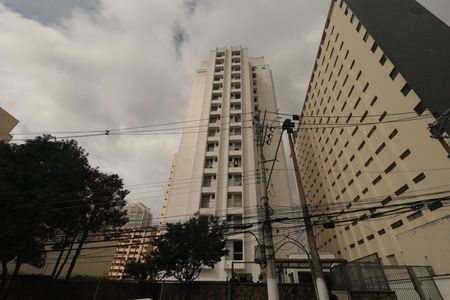 Apartamento à venda com 32m², 1 quarto e 1 vagaFachada