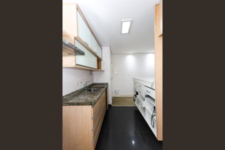 Apartamento à venda com 70m², 2 quartos e 1 vaga Apartamento à venda com 70m², 2 quartos e 1 vagacozinha