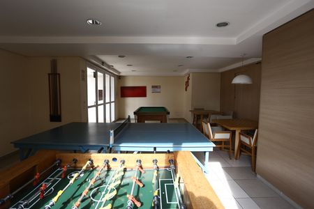 Apartamento à venda com 70m², 2 quartos e 1 vaga Apartamento à venda com 70m², 2 quartos e 1 vagaSala de Jogos