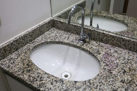 Apartamento à venda com 70m², 2 quartos e 1 vaga Apartamento à venda com 70m², 2 quartos e 1 vagaBanheiro da Suíte