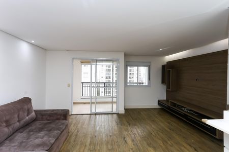 Apartamento à venda com 70m², 2 quartos e 1 vaga Apartamento à venda com 70m², 2 quartos e 1 vagaSala